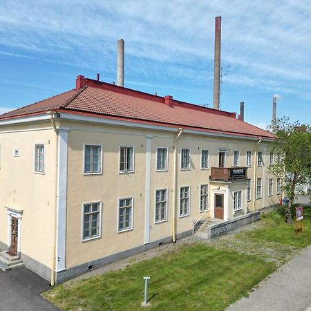 Vanha Postitalo Варкаус Екстер'єр фото